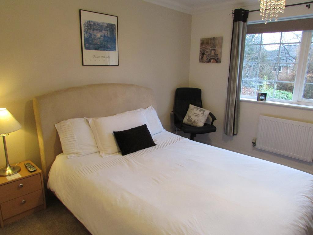 Bed and Breakfast Sleepneat Ascot  Zimmer foto